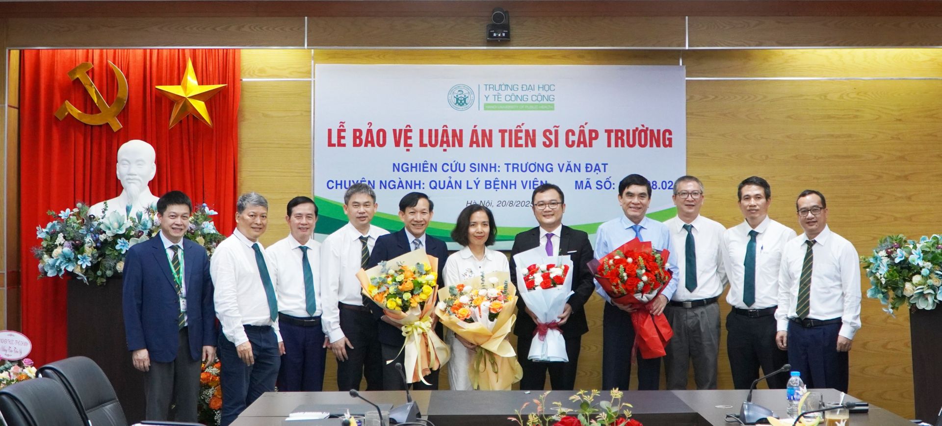 Hội đồng chấm Luận án Tiến sĩ của Nghiên cứu sinh Trương Văn Đạt