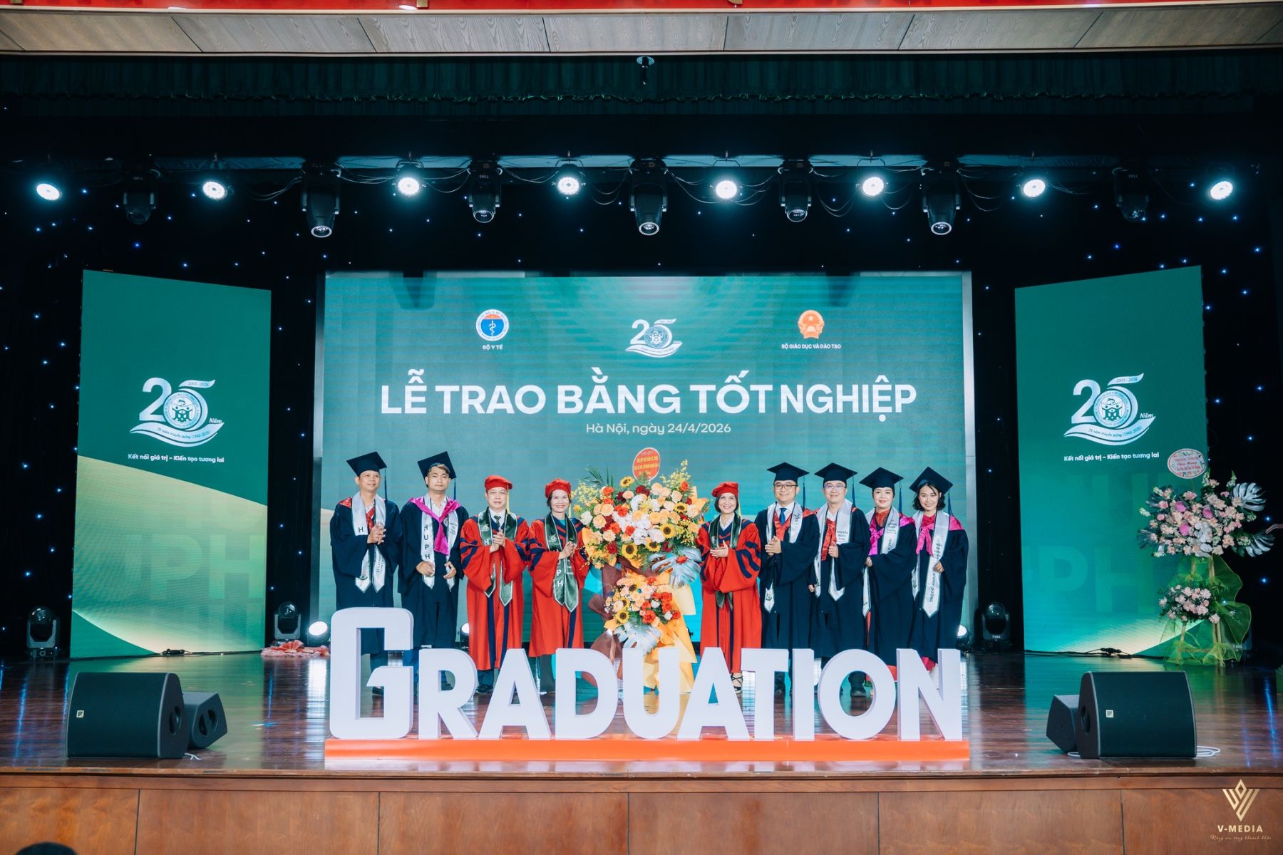Lễ trao bằng tốt nghiệp tháng 4/2026