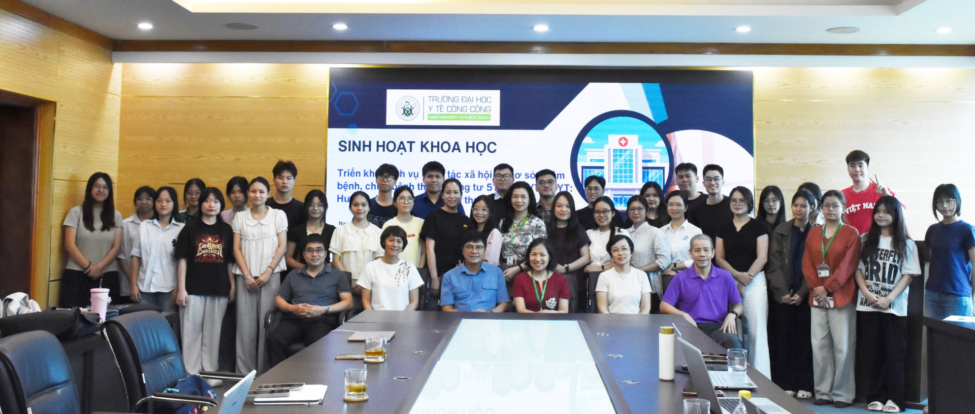 Sinh hoạt khoa học chủ đề “Triển khai dịch vụ công tác xã hội tại cơ sở khám bệnh, chữa bệnh theo Thông tư 51/2024/TT-BYT: Hướng dẫn và kinh nghiệm thực tiễn”