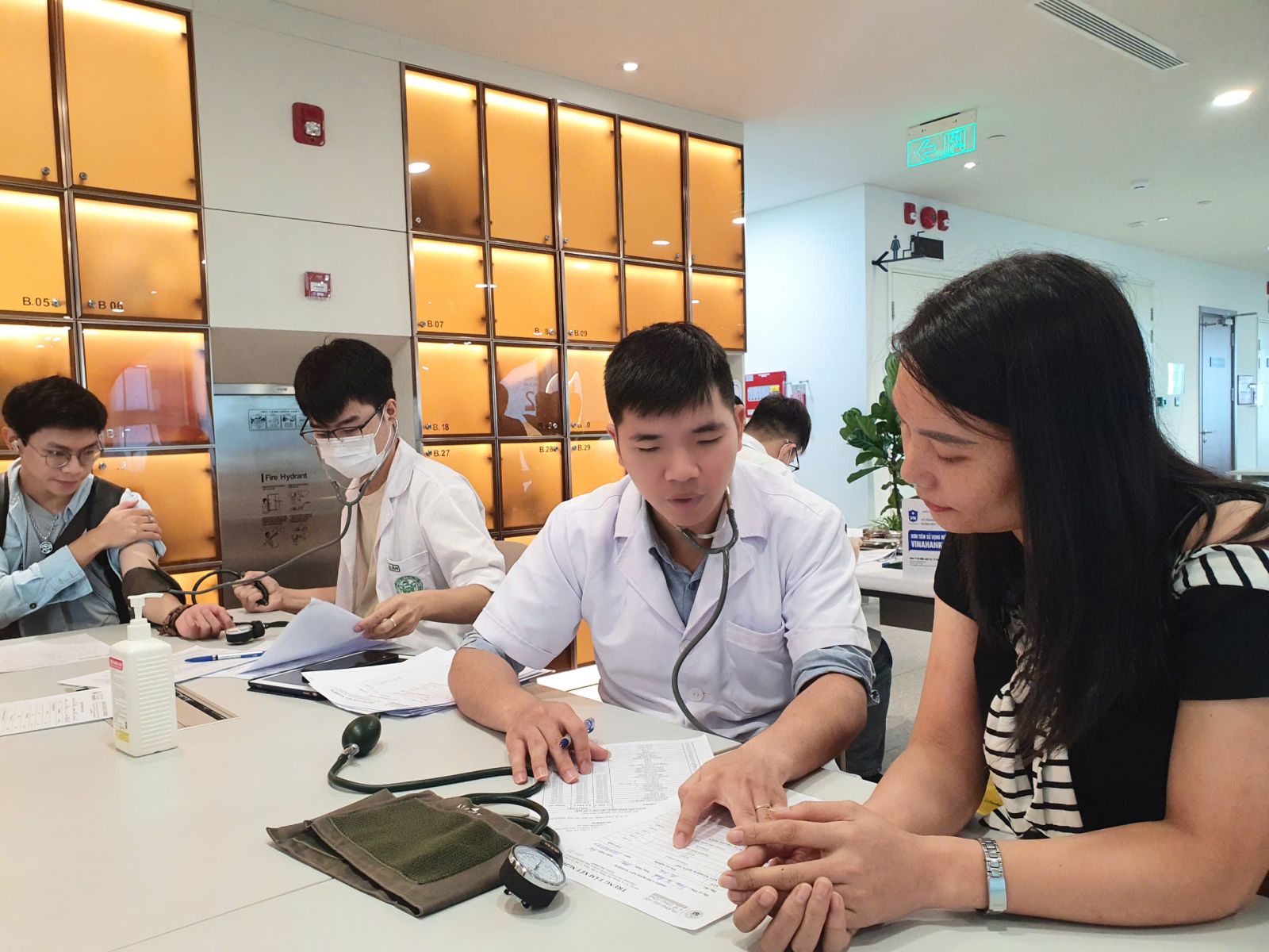 Trung tâm Xét nghiệm (HUPH Lab) tự hào là đơn vị tiên phong trong nghiên cứu, xét nghiệm y tế, môi trường nhằm mang đến những giá trị thiết thực cho cộng đồng.